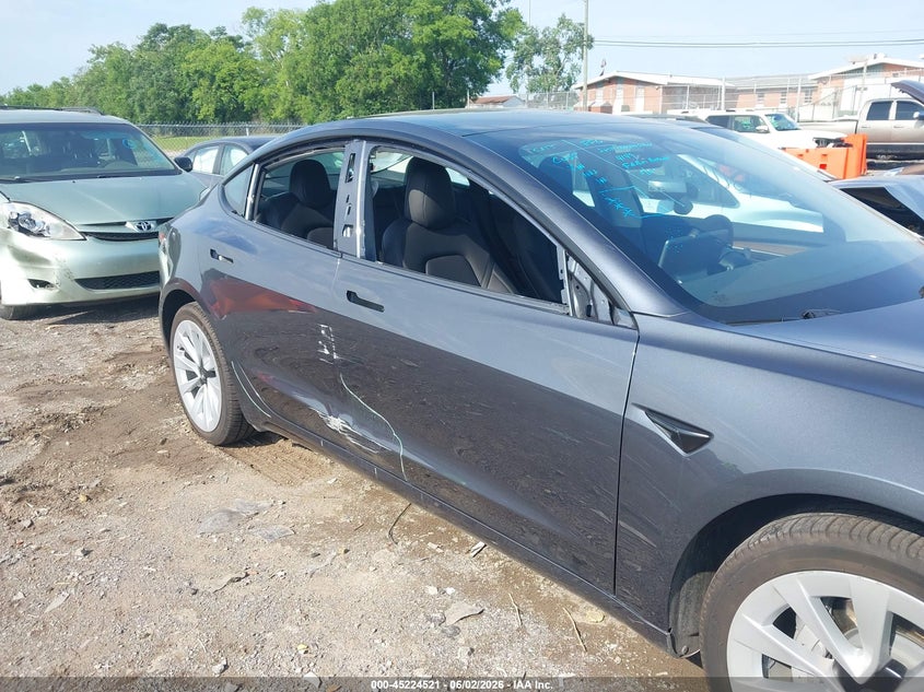 2022 Tesla Model 3 VIN 5YJ3E1EB9NF254149 IAAI salvage auction — RIGHT SIDE, Salvage Title, sold $9,350 on 2026-07-09 (photo 6)