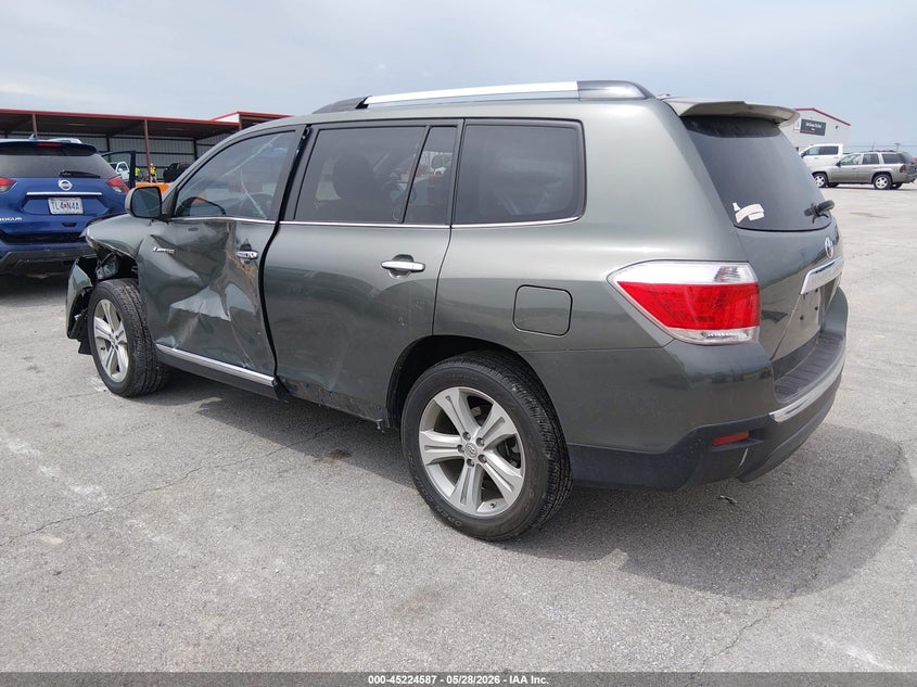 2013 Toyota Highlander VIN 5TDYK3EH3DS137787 IAAI salvage auction — LEFT SIDE, Salvage (Missouri), sold $5,550 on 2026-07-16 (photo 3)