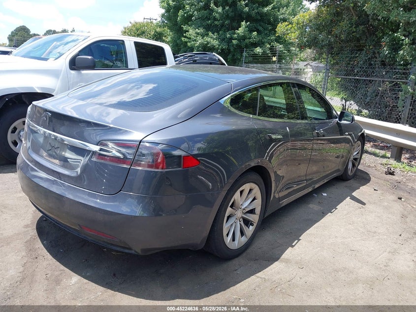 2017 Tesla Model s VIN 5YJSA1E29HF204606 IAAI salvage auction — UNKNOWN, Salvage (North Carolina), sold $6,000 on 2026-07-09 (photo 4)