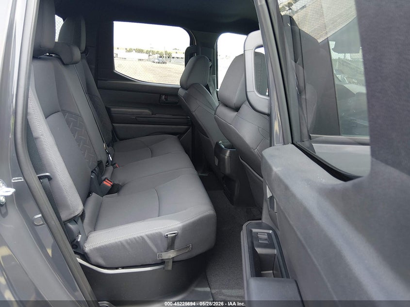 2026 Toyota Tacoma VIN 3TYKB5FNXTT035881 IAAI salvage auction — FRONT END, Rebuildable (Florida), sold $14,400 on 2026-07-16 (photo 8)