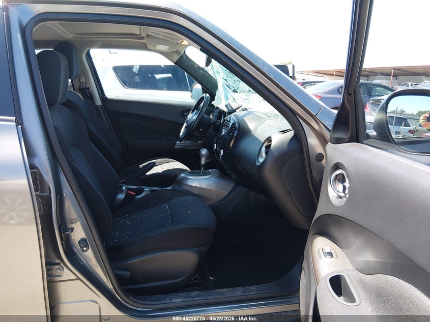 2013 Nissan Juke VIN JN8AF5MRXDT207335 IAAI salvage auction — STORM DAMAGE, Salvage Title, sold $25 on 2026-07-21 (photo 5)