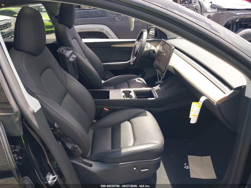 2025 Tesla Model y VIN 7SAYGDED1SF321375 IAAI salvage auction — LEFT FRONT, Salvage Certificate (California), sold $12,825 on 2026-07-22 (photo 5)