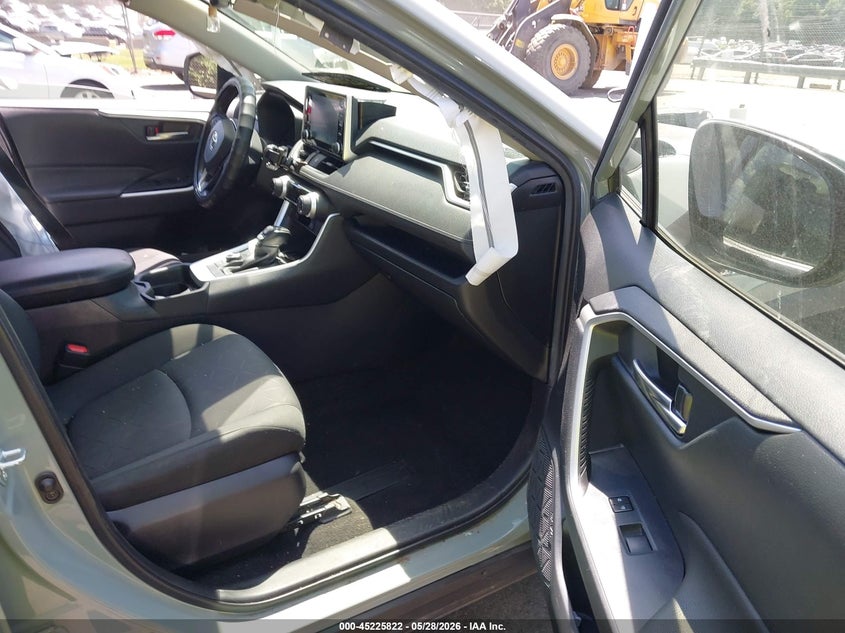 2021 Toyota Rav 4 VIN JTMRWRFV1MD125648 IAAI salvage auction — SIDE, Salvage (Pennsylvania), sold $8,900 on 2026-08-02 (photo 5)