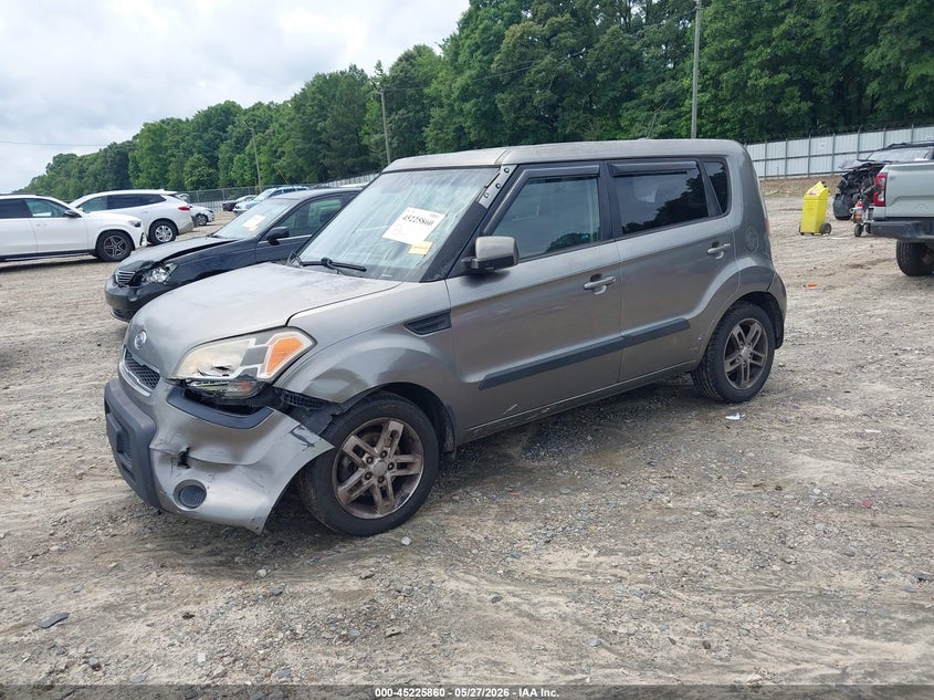 2011 Kia Soul VIN KNDJT2A22B7302178 IAAI salvage auction — LEFT FRONT, Salvage (Georgia), sold $525 on 2026-07-23 (photo 2)