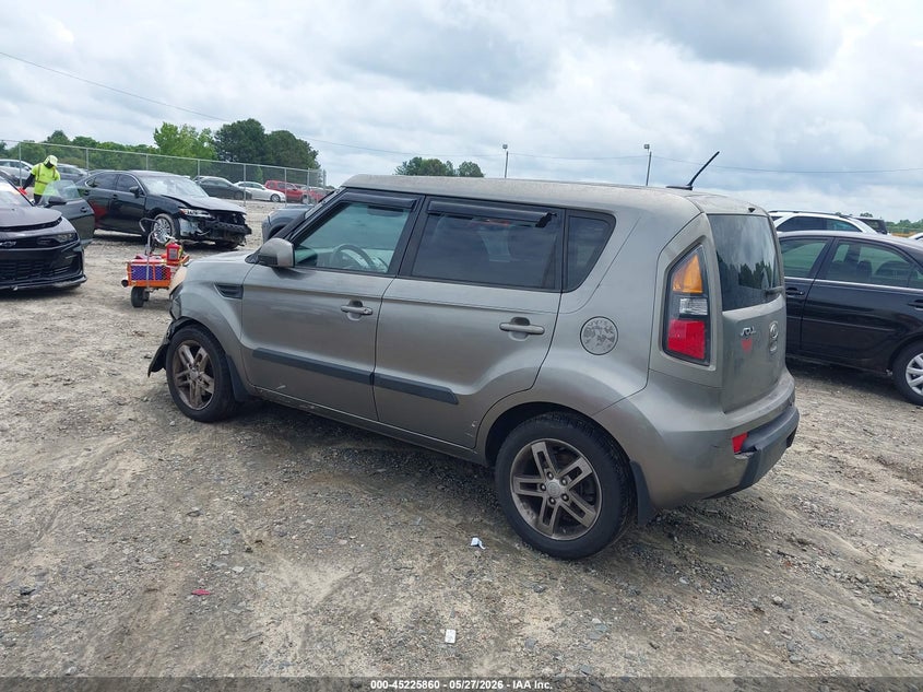 2011 Kia Soul VIN KNDJT2A22B7302178 IAAI salvage auction — LEFT FRONT, Salvage (Georgia), sold $525 on 2026-07-23 (photo 3)