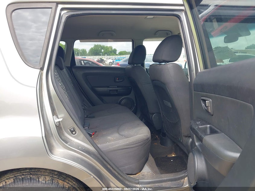 2011 Kia Soul VIN KNDJT2A22B7302178 IAAI salvage auction — LEFT FRONT, Salvage (Georgia), sold $525 on 2026-07-23 (photo 8)