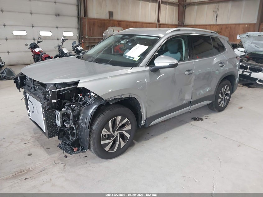 2026 Volkswagen Tiguan VIN 3VVBR7RM5TM074062 IAAI salvage auction — FRONT END, Salvage Title, sold $12,500 on 2026-08-19 (photo 2)