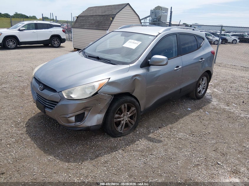 2010 Hyundai Tucson VIN KM8JU3AC5AU044438 IAAI salvage auction — LEFT FRONT, Salvage (Illinois), sold $1,475 on 2026-07-08 (photo 2)