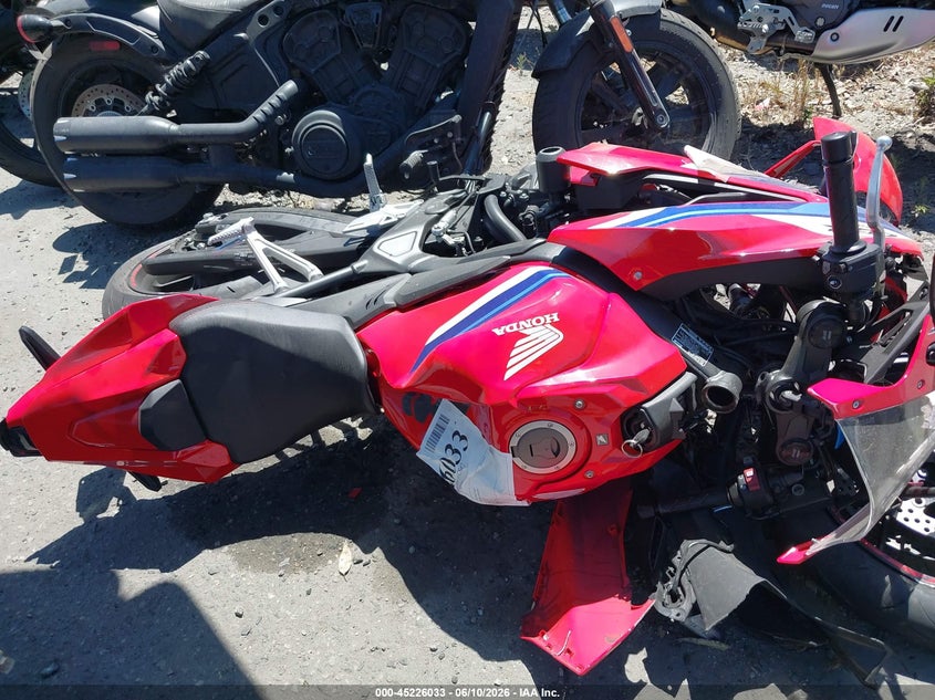2024 Honda Cbr VIN MLHRH1552R5001674 IAAI salvage auction — SUSPENSION, Salvage Title, sold $375 on 2026-07-08 (photo 8)