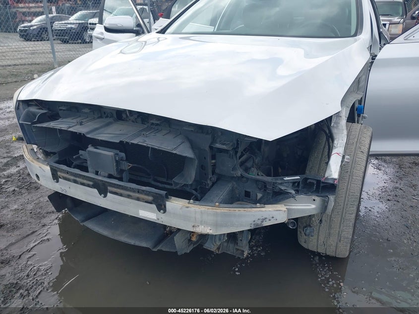 2015 Hyundai Genesis VIN KMHGN4JE5FU074688 IAAI salvage auction — FRONT END, Salvage Title, sold $1,350 on 2026-07-17 (photo 6)