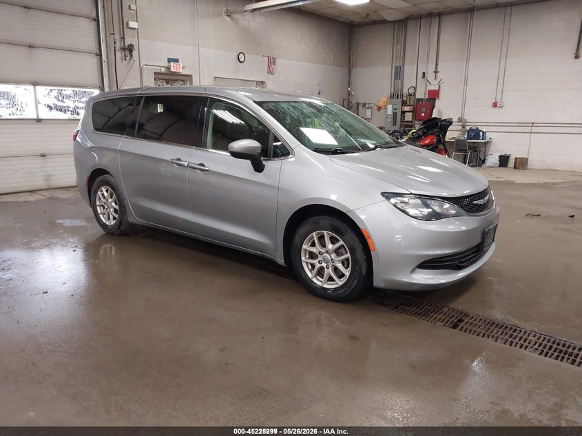 2020 Chrysler Voyager VIN 2C4RC1CG5LR190210 IAAI salvage auction — NORMAL WEAR, SF97 (Maine), sold $10,325 on 2026-07-23 (photo 1)