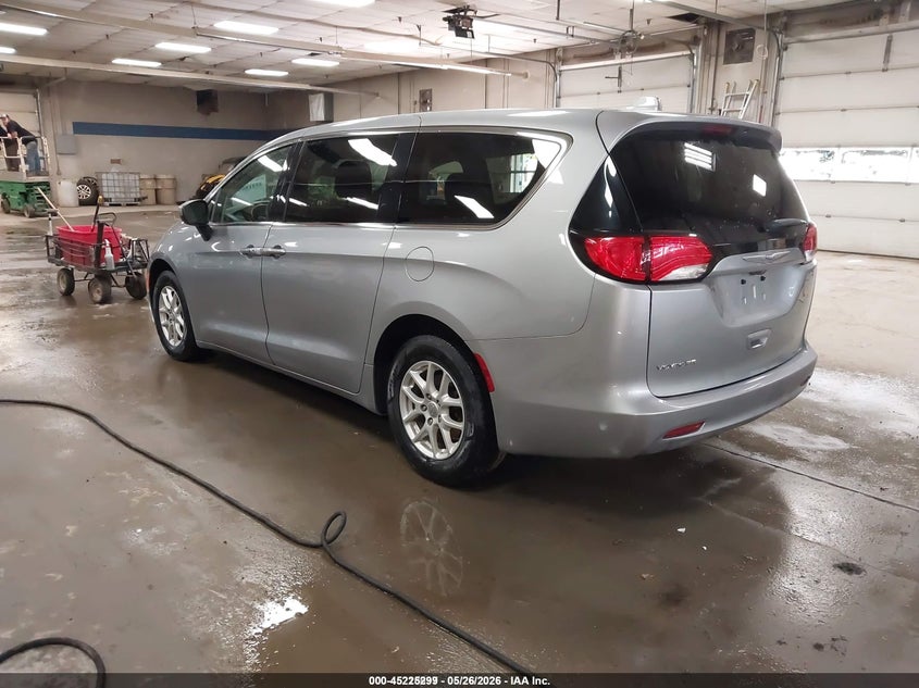2020 Chrysler Voyager VIN 2C4RC1CG5LR190210 IAAI salvage auction — NORMAL WEAR, SF97 (Maine), sold $10,325 on 2026-07-23 (photo 3)