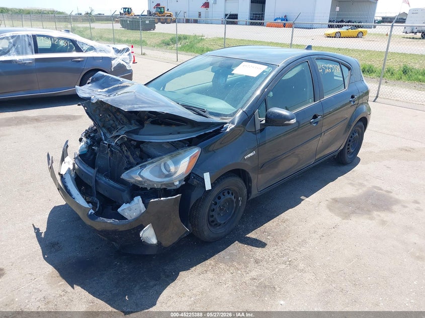 2015 Toyota Prius c VIN JTDKDTB34F1109442 IAAI salvage auction — FRONT END, Parts Only Bos (Minnesota), sold $400 on 2026-07-13 (photo 2)