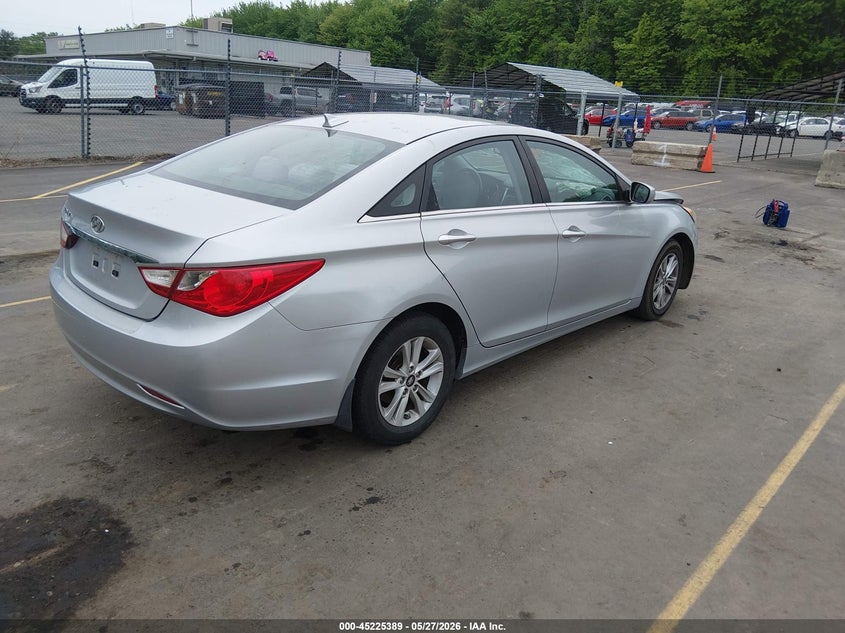 2013 Hyundai Sonata VIN 5NPEB4ACXDH788696 IAAI salvage auction — THEFT, Salvage (Connecticut), sold $350 on 2026-07-16 (photo 4)