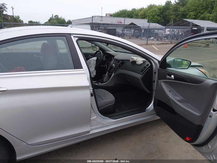2013 Hyundai Sonata VIN 5NPEB4ACXDH788696 IAAI salvage auction — THEFT, Salvage (Connecticut), sold $350 on 2026-07-16 (photo 5)
