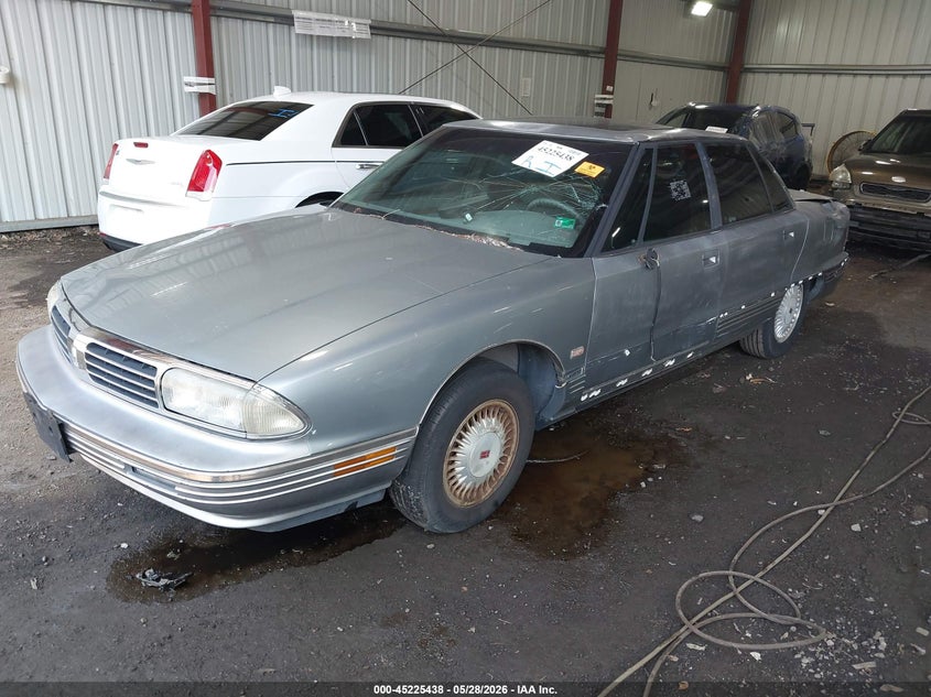 1995 Oldsmobile 98 VIN 1G3CX52K0S4309970 IAAI salvage auction — ALL OVER, Clear (Virginia), sold $300 on 2026-07-16 (photo 2)