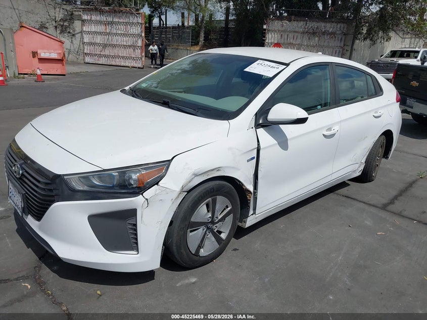 2019 Hyundai Ioniq VIN KMHC65LC6KU131228 IAAI salvage auction — SIDE, Salvage Title, sold $2,300 on 2026-07-25 (photo 2)