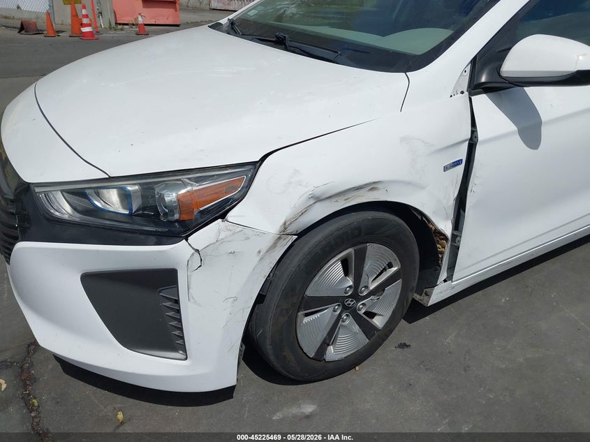 2019 Hyundai Ioniq VIN KMHC65LC6KU131228 IAAI salvage auction — SIDE, Salvage Title, sold $2,300 on 2026-07-25 (photo 6)