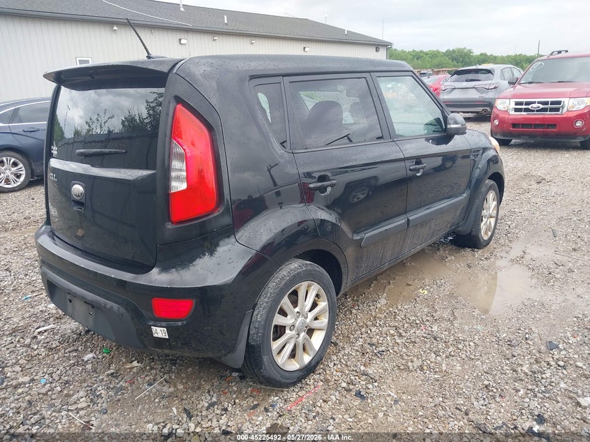 2013 Kia Soul VIN KNDJT2A66D7551606 IAAI salvage auction — NORMAL WEAR, Original (Ohio), sold $125 on 2026-07-08 (photo 4)