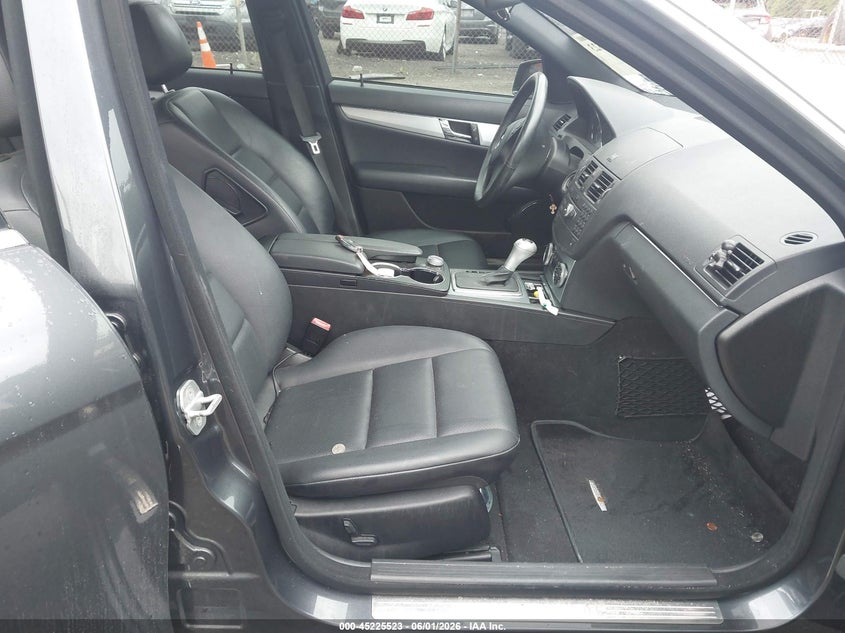 2010 Mercedes-benz C class VIN WDDGF8BB7AF480603 IAAI salvage auction — LEFT FRONT, Clear (Massachusetts), sold $1,600 on 2026-08-18 (photo 5)