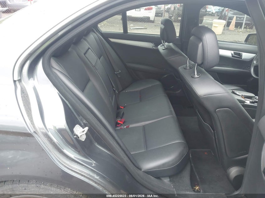 2010 Mercedes-benz C class VIN WDDGF8BB7AF480603 IAAI salvage auction — LEFT FRONT, Clear (Massachusetts), sold $1,600 on 2026-08-18 (photo 8)
