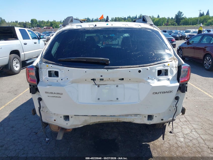 2020 Subaru Outback VIN 4S4BTANC3L3239016 IAAI salvage auction — REAR END, Salvage (Oregon), sold $7,600 on 2026-08-03 (photo 6)