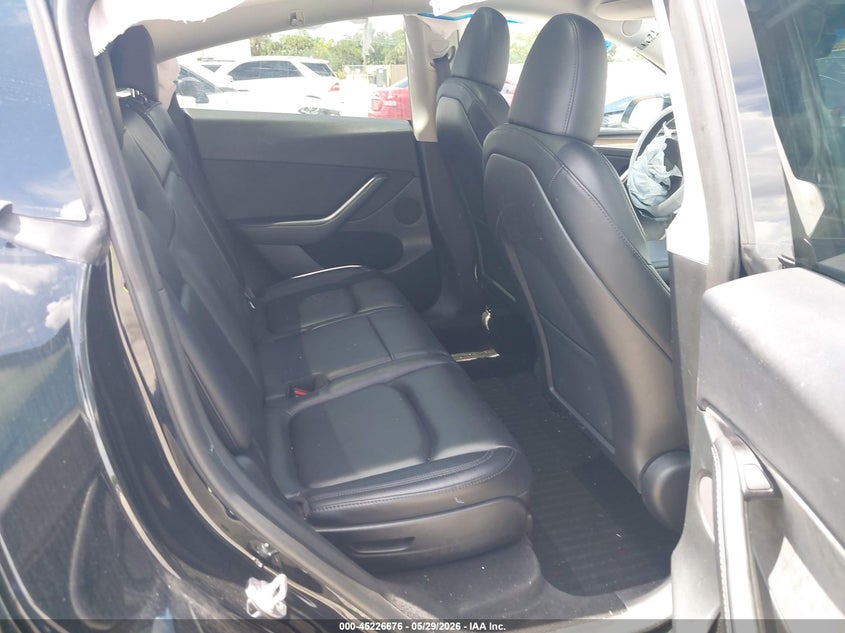 2024 Tesla Model y VIN 7SAYGAEE3RF024271 IAAI salvage auction — FRONT END, Salvage Title, sold $6,400 on 2026-07-10 (photo 8)
