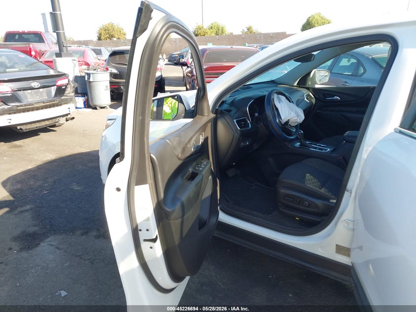 2018 Chevrolet Equinox VIN 3GNAXJEV5JS575884 IAAI salvage auction — FRONT END, Salvage Title, sold $2,300 on 2026-08-30 (photo 5)