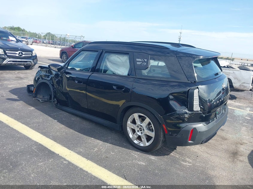 2025 Mini VIN WMZ53GA02S7R60449 IAAI salvage auction — LEFT SIDE, Salvage Title, sold $6,000 on 2026-08-15 (photo 3)