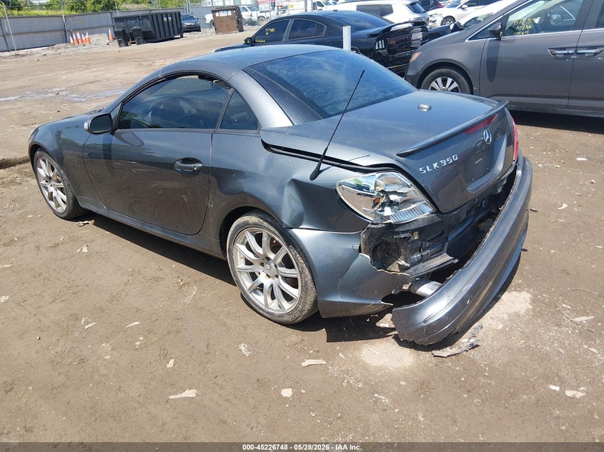 2006 Mercedes-benz Slk-class VIN WDBWK56F36F124992 IAAI salvage auction — FRONT & REAR, Salvage (Ohio), sold $875 on 2026-07-09 (photo 3)