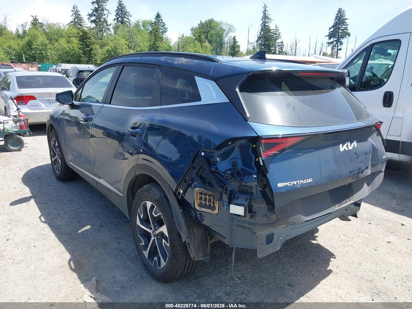 2025 Kia Sportage VIN KNDPVCDG3S7244423 IAAI salvage auction — REAR END, Salvage Title, sold $9,900 on 2026-07-29 (photo 3)