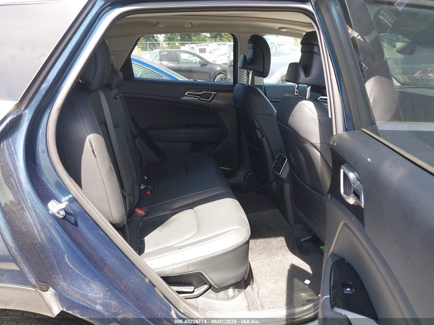 2025 Kia Sportage VIN KNDPVCDG3S7244423 IAAI salvage auction — REAR END, Salvage Title, sold $9,900 on 2026-07-29 (photo 8)