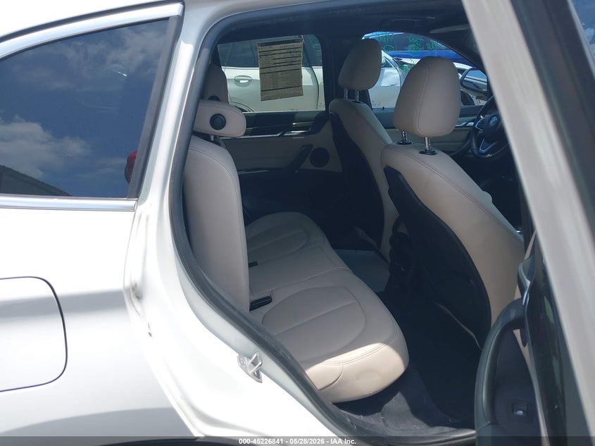 2016 BMW X1 VIN WBXHT3C30GP883524 IAAI salvage auction — RIGHT SIDE, Original (Texas), sold $3,750 on 2026-07-28 (photo 8)