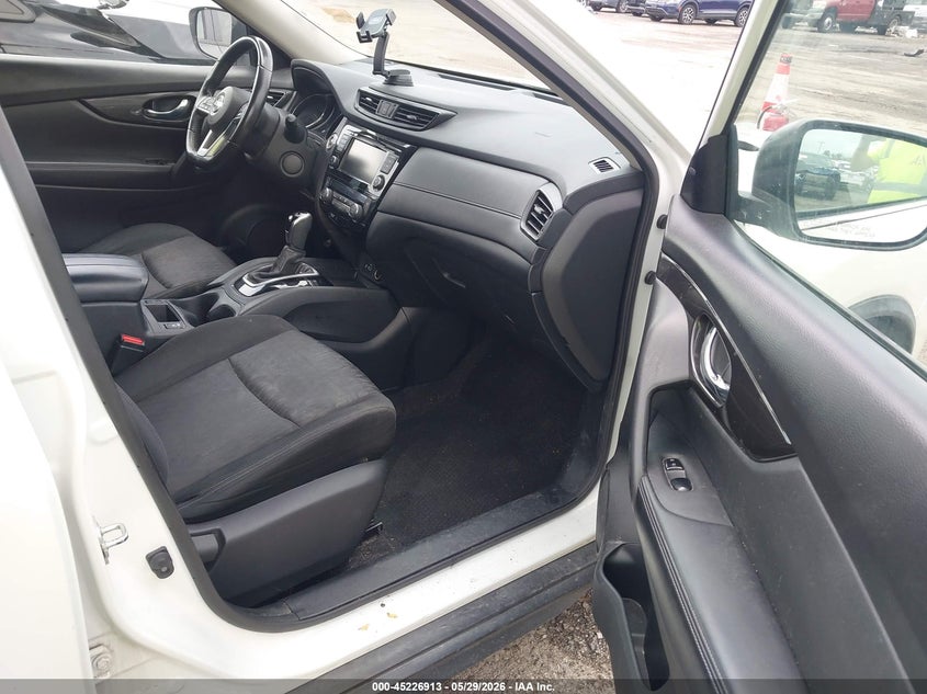 2019 Nissan Rogue VIN JN8AT2MT0KW263931 IAAI salvage auction — HAIL, Clear (Oklahoma), sold $3,625 on 2026-07-14 (photo 5)