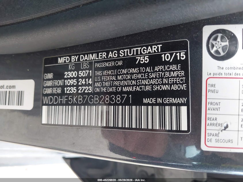 2016 Mercedes-benz E-klasse VIN WDDHF5KB7GB283871 IAAI salvage auction — RIGHT SIDE, Salvage Title, sold $2,500 on 2026-08-18 (photo 9)
