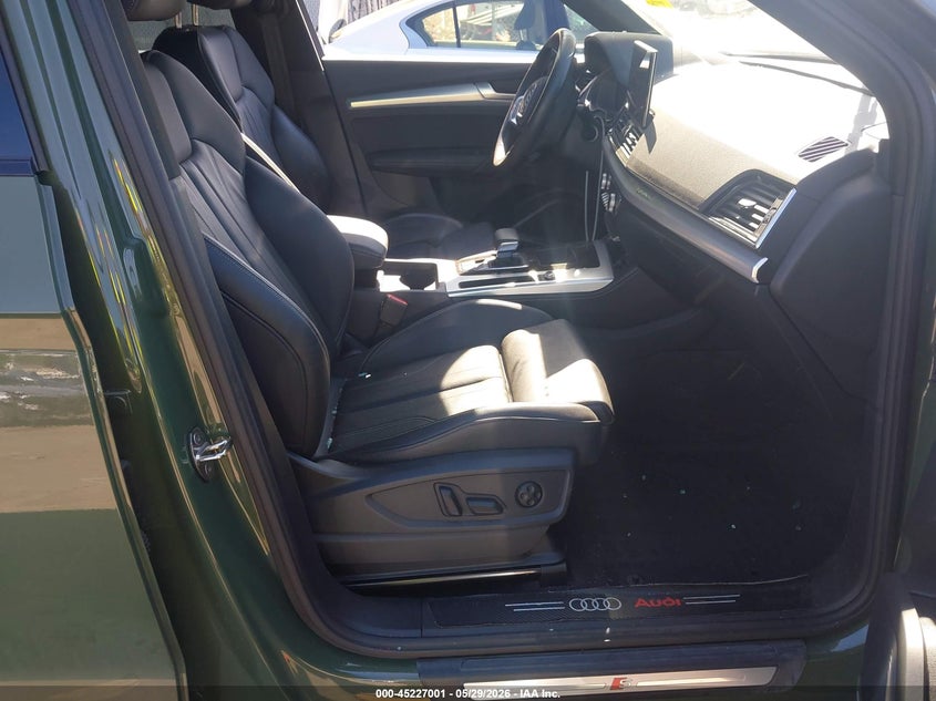 2024 Audi Q5 sportback VIN WA15AAFYXR2019172 IAAI salvage auction — LEFT SIDE, Mv-907A (New York), sold $20,800 on 2026-07-24 (photo 5)