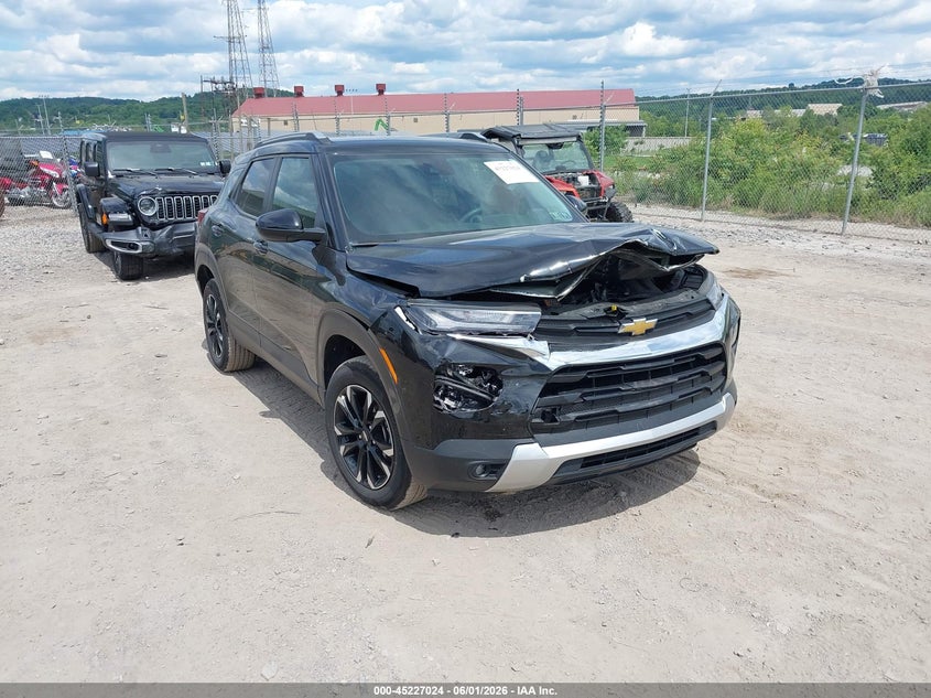 2021 Chevrolet Trailblazer VIN KL79MRSL5MB132847 IAAI salvage auction — FRONT END, Salvage Title, sold $2,450 on 2026-07-21 (photo 1)