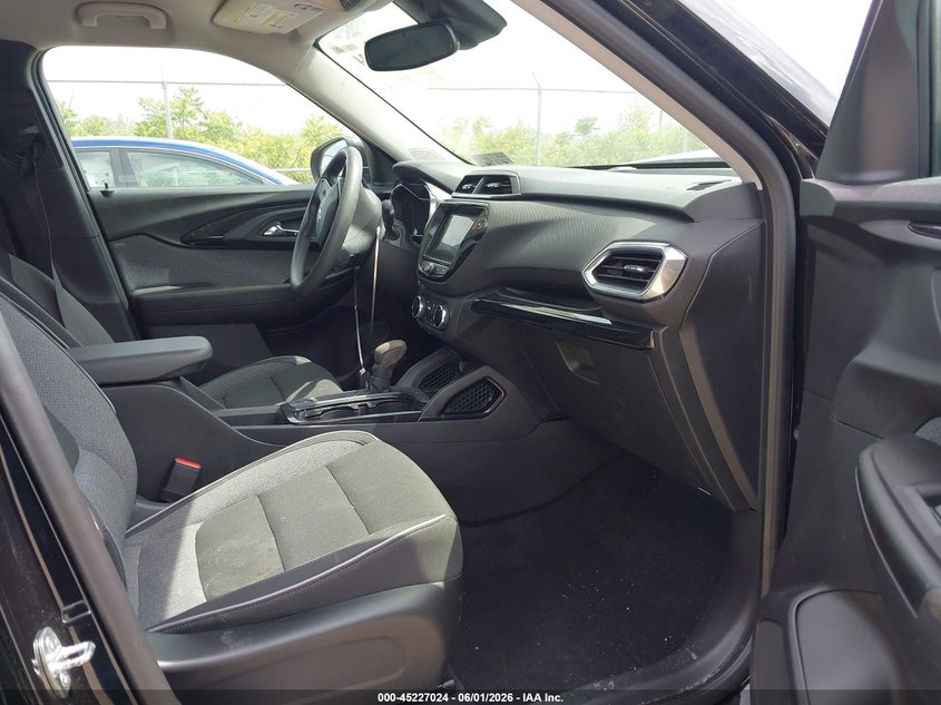 2021 Chevrolet Trailblazer VIN KL79MRSL5MB132847 IAAI salvage auction — FRONT END, Salvage Title, sold $2,450 on 2026-07-21 (photo 5)