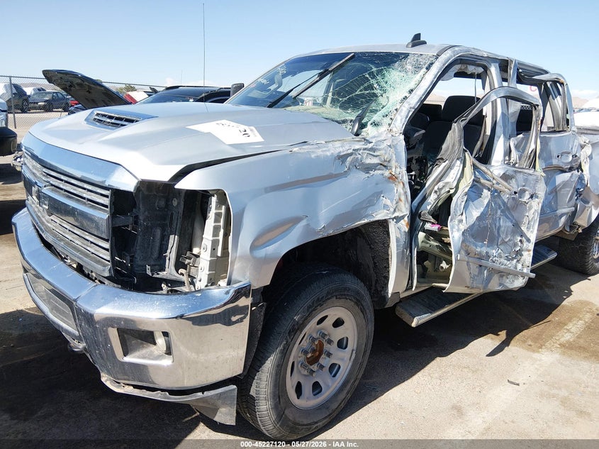 2017 Chevrolet VIN 1GC1KVEY4HF177086 IAAI salvage auction — RIGHT SIDE, Salvage Title, sold $4,950 on 2026-07-22 (photo 6)