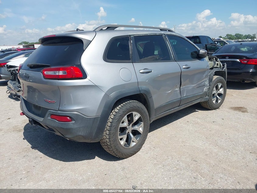 2014 Jeep Cherokee VIN 1C4PJMBS3EW180919 IAAI salvage auction — SIDE, Salvage Title, sold $1,350 on 2026-07-09 (photo 4)