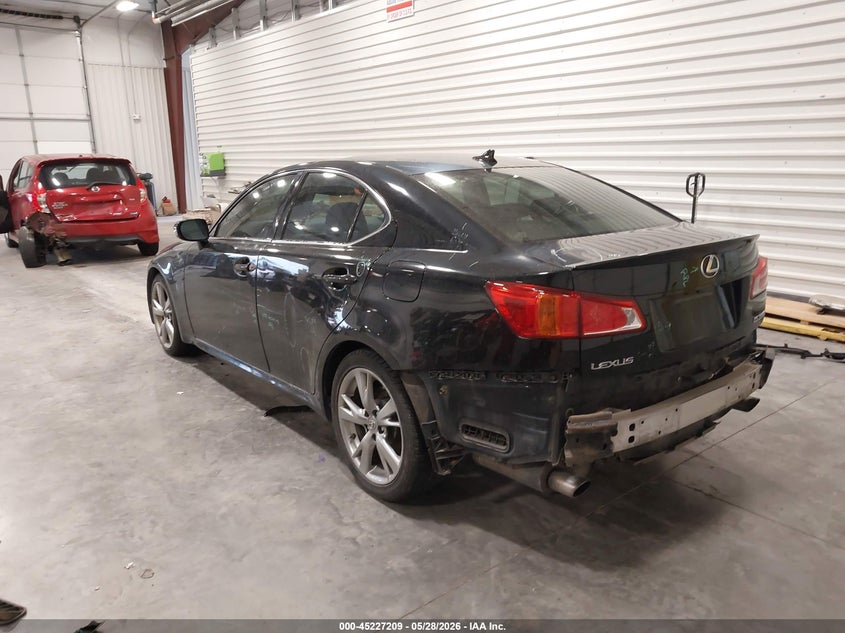 2009 Lexus Is 350 VIN JTHBE262495022127 IAAI salvage auction — SIDE, Salvage (Colorado), sold $300 on 2026-07-08 (photo 3)