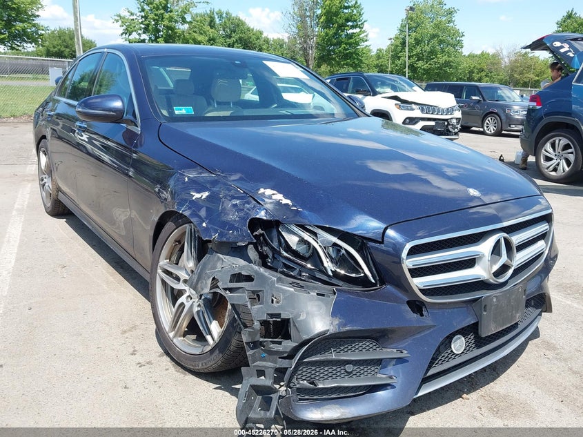 2017 Mercedes-benz E-klasse VIN WDDZF4KB7HA031821 IAAI salvage auction — SIDE, Salvage (Rhode Island), sold $4,250 on 2026-07-30 (photo 1)