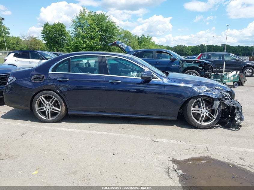 2017 Mercedes-benz E-klasse VIN WDDZF4KB7HA031821 IAAI salvage auction — SIDE, Salvage (Rhode Island), sold $4,250 on 2026-07-30 (photo 6)