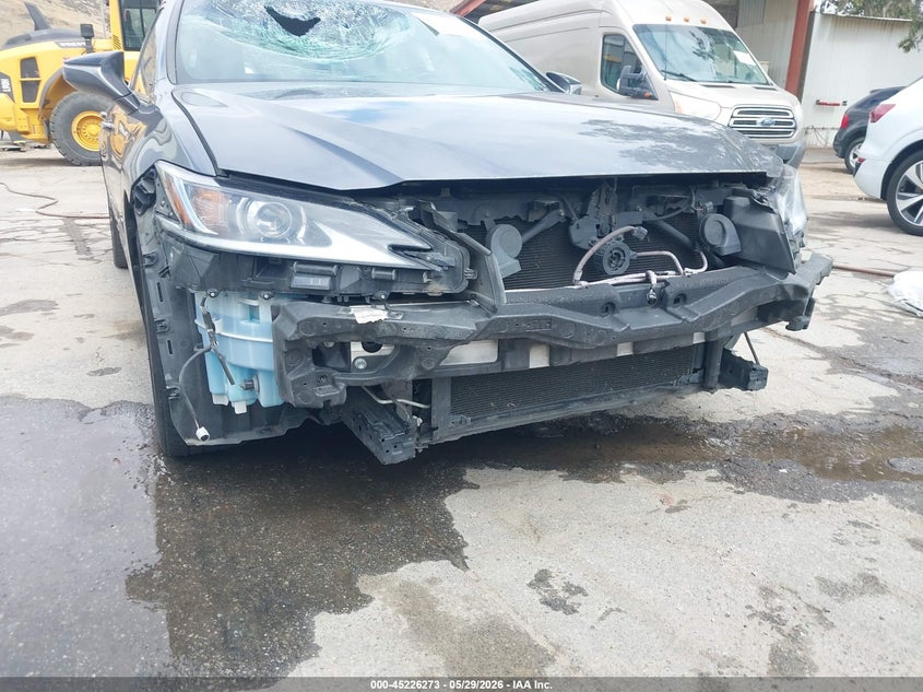 2019 Lexus ES VIN JTHB21B1XK2004366 IAAI salvage auction — FRONT END, Salvage Title, sold $8,000 on 2026-07-14 (photo 6)