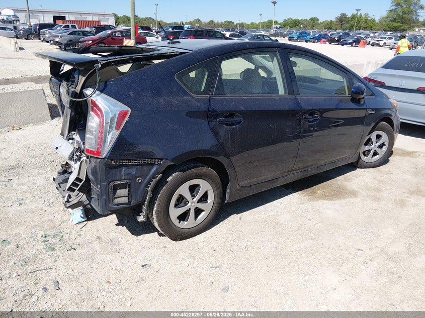2013 Toyota Prius VIN JTDKN3DU9D1643536 IAAI salvage auction — REAR END, Salvage (Illinois), sold $1,100 on 2026-07-14 (photo 4)