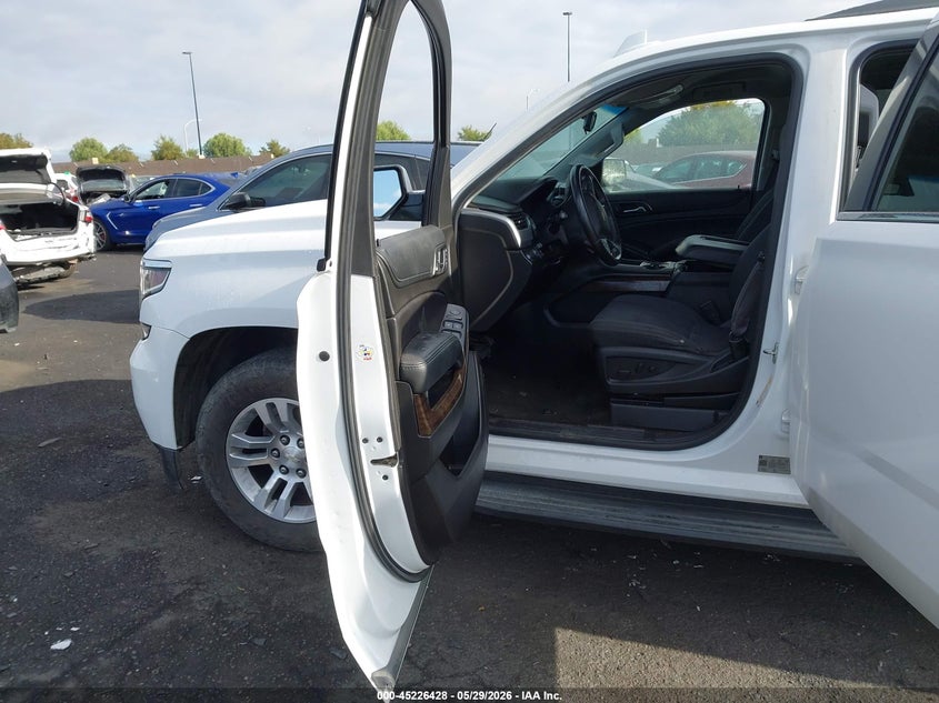 2017 Chevrolet Suburban VIN 1GNSCGKC5HR354692 IAAI salvage auction — ENGINE BURN, Salvage Title, sold $25 on 2026-07-24 (photo 5)