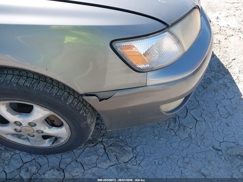 1999 Lexus Es 300 VIN JT8BF28G5X0231831 IAAI salvage auction — NORMAL WEAR, Clear (Virginia), sold $300 on 2026-07-15 (photo 6)