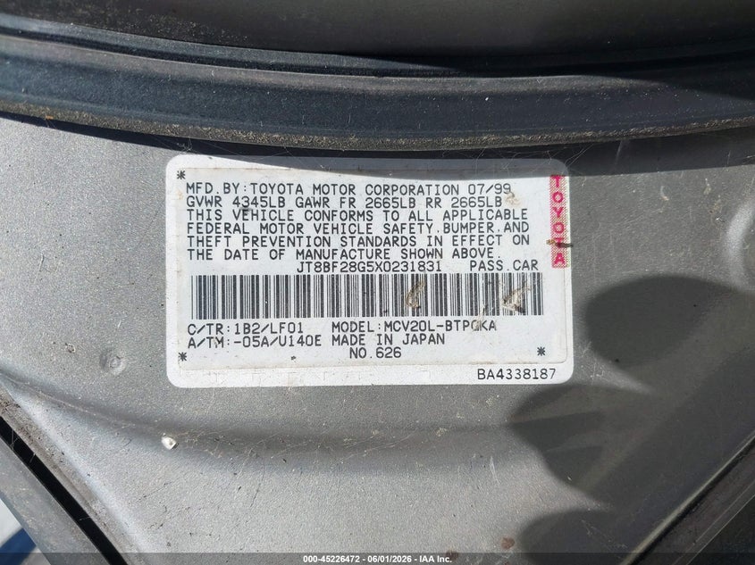 1999 Lexus Es 300 VIN JT8BF28G5X0231831 IAAI salvage auction — NORMAL WEAR, Clear (Virginia), sold $300 on 2026-07-15 (photo 9)