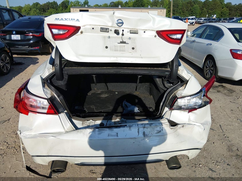 2017 Nissan Maxima VIN 1N4AA6AP5HC432647 IAAI salvage auction — REAR END, Salvage (North Carolina), sold $2,500 on 2026-08-03 (photo 6)
