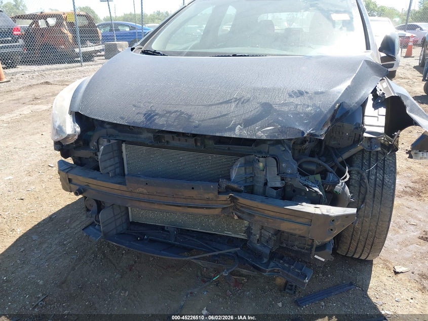 2016 Hyundai Elantra VIN KMHD35LHXGU304524 IAAI salvage auction — FRONT END, Salvage Title, sold $1,300 on 2026-07-16 (photo 6)